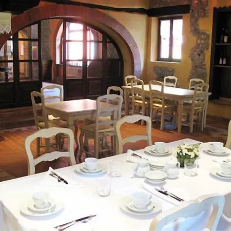 Villa Chiopris 호텔 4*