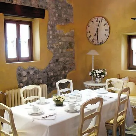 Villa Chiopris Hotel