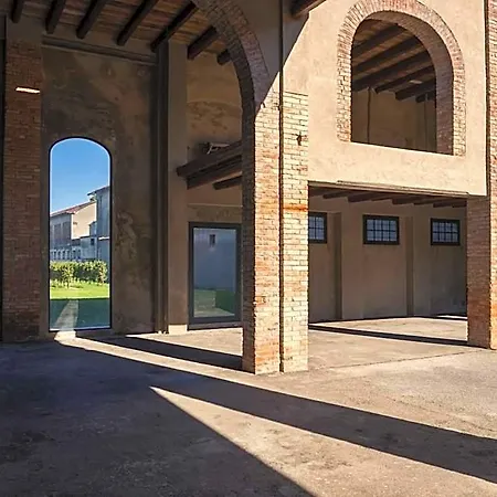Villa Chiopris Hotel 4*