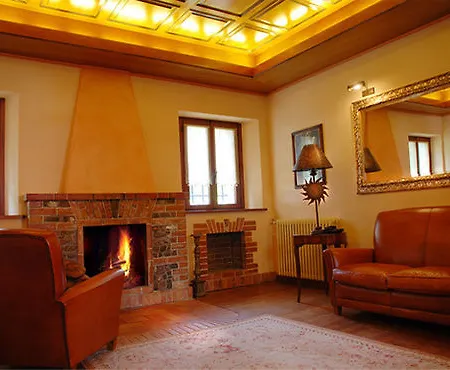 Villa Chiopris Hotel