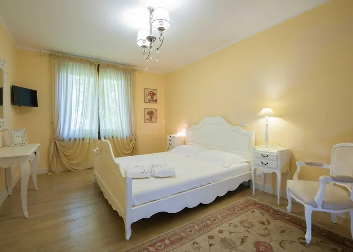 Villa Chiopris Отель Chiopris-Viscone