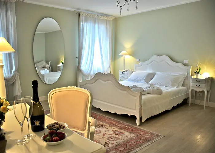 Отель Villa Chiopris 4*